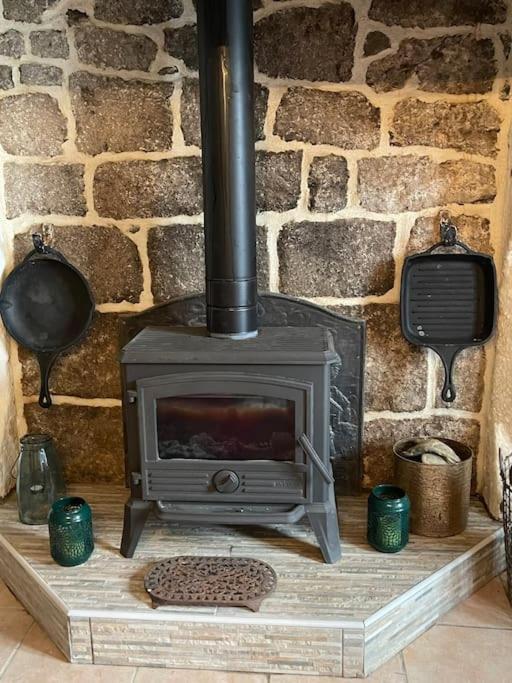 Le Petit Fleur - The Little Flower, Cosy Cottage Saint-Michel-de-Montjoie Экстерьер фото